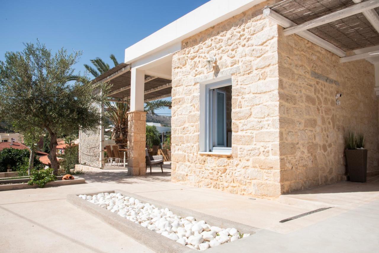 Terra E Sole Spa Suite Aegina Vathi  Bagian luar foto